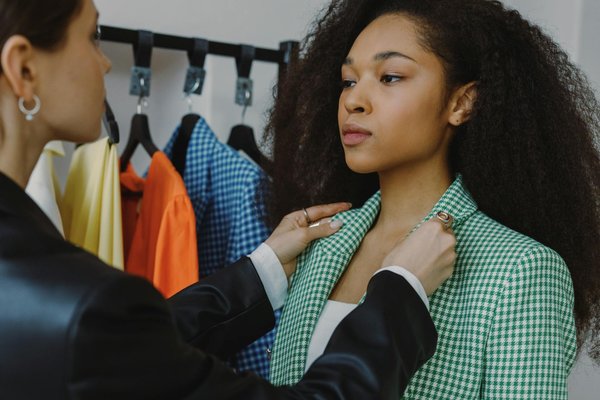 Révélez les merveilles de l'huile de tamanu pour une peau radieuse : Guide d'utilisation expert à ne pas manquer !